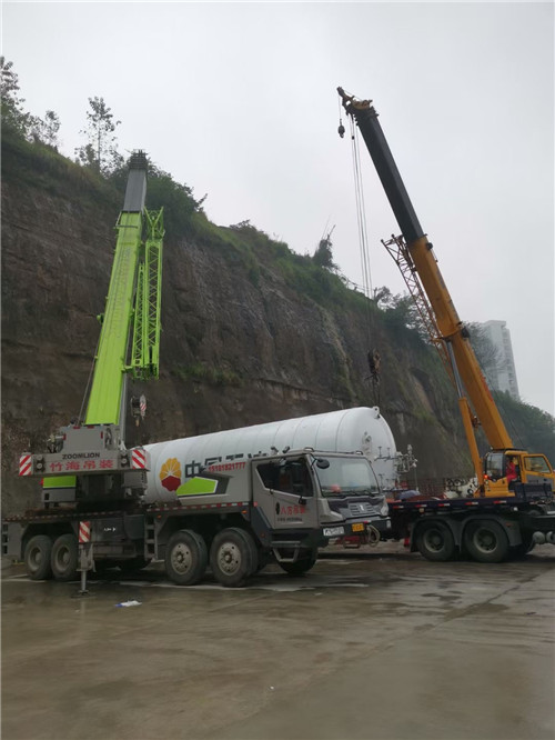 南湖区“不怕风雨冻”—— 吊车的 “恶劣环境适应” 技术