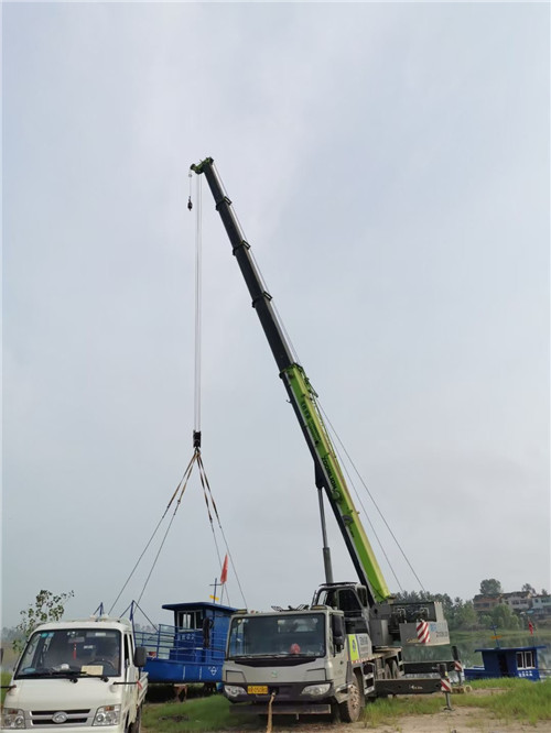 南湖区桥梁建设吊装案例